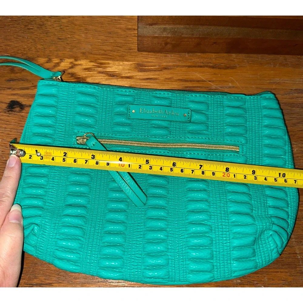 ELIZABETH ARDEN New York Green Clutch Medium Cosmetic Bag Pouch‎ Exterior Pocket